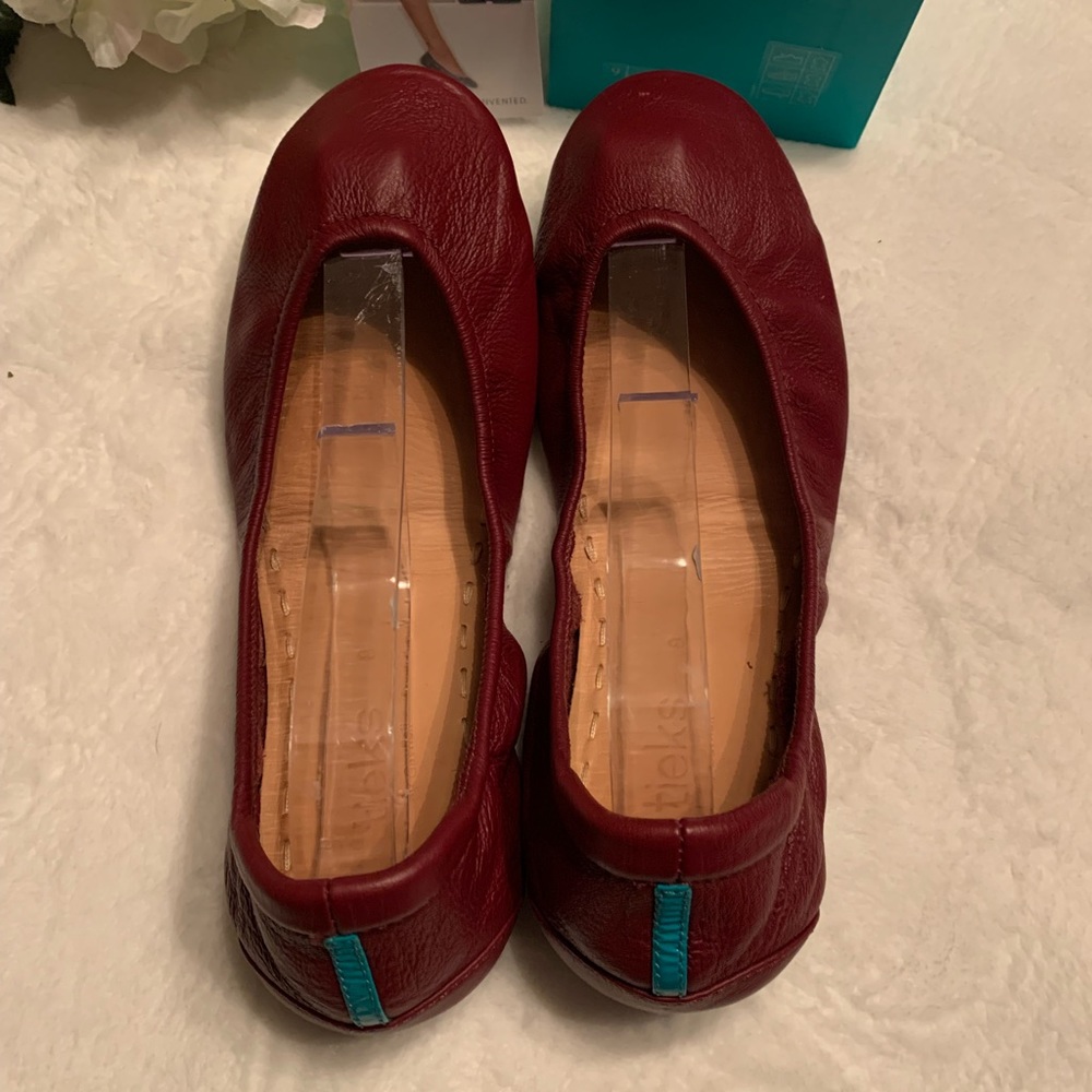 Burgundy Tieks Gently used Size 8
